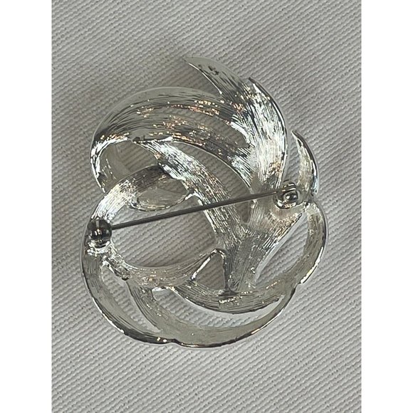 Vintage Monet Swirl Brooch Pin Silver Tone Shiny Textured 2" Signed - Picture 7 of 9